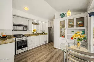 111 S Greenfield Rd, Mesa, AZ 85206 - Photo 9