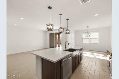 3891 N Patriot Way, Florence, AZ 85132 - Photo 9