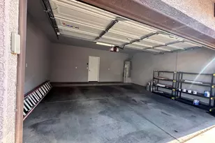 2477 N 73rd Dr, Phoenix, AZ 85035 - Photo 21