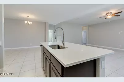 13634 W Briles Road, Peoria, AZ 85383 - Photo 15