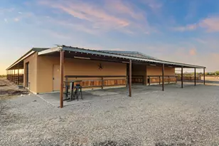 46629 W Luray Rd, Wickenburg, AZ 85390 - Photo 119