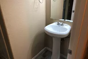 2838 E Tracy Ln, Phoenix, AZ 85032 - Photo 9