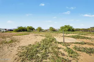 30830 W Latham St, Buckeye, AZ 85396 - Photo 19