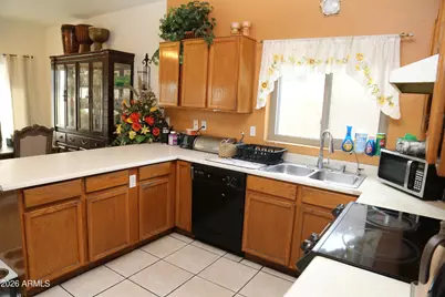 11960 N 89th Drive, Peoria, AZ 85345 - Photo 7