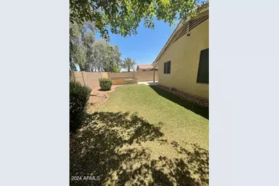 2036 W Hayden Peak Drive, San Tan Valley, AZ 85144 - Photo 25
