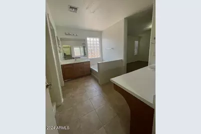 2036 W Hayden Peak Drive, San Tan Valley, AZ 85144 - Photo 13
