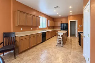 26122 N Desert Mesa Dr, Surprise, AZ 85387 - Photo 13