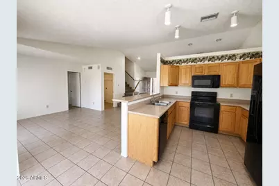 7203 W Kimberly Way, Glendale, AZ 85308 - Photo 7