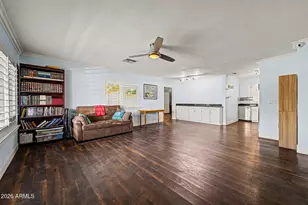 813 E Glendale Ave, Phoenix, AZ 85020 - Photo 9