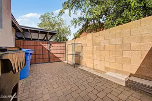 813 E Glendale Ave, Phoenix, AZ 85020 - Photo 37