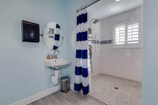 813 E Glendale Ave, Phoenix, AZ 85020 - Photo 15
