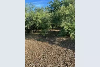 2080 Crossroads Boulevard #129, Clarkdale, AZ 86324 - Photo 3