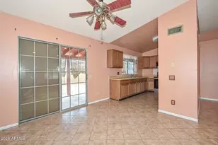 2602 N 60th Dr, Phoenix, AZ 85035 - Photo 9