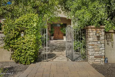 6624 N 66th Place N, Paradise Valley, AZ 85253 - Photo 3