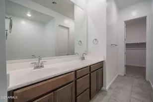 14084 W Desert Flower Dr, Goodyear, AZ 85395 - Photo 11
