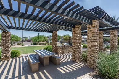14084 W Desert Flower Drive, Goodyear, AZ 85395 - Photo 27