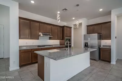 14084 W Desert Flower Drive, Goodyear, AZ 85395 - Photo 3