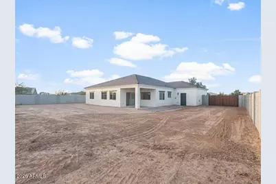 8560 W Mission Hills Drive, Arizona City, AZ 85123 - Photo 33