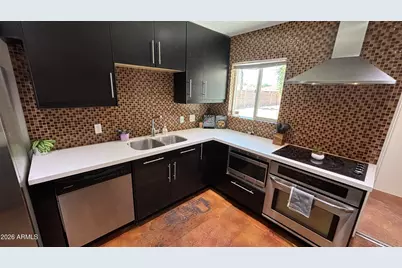 5548 N 12th Avenue, Phoenix, AZ 85013 - Photo 7