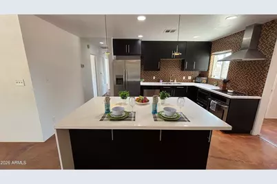 5548 N 12th Avenue, Phoenix, AZ 85013 - Photo 5