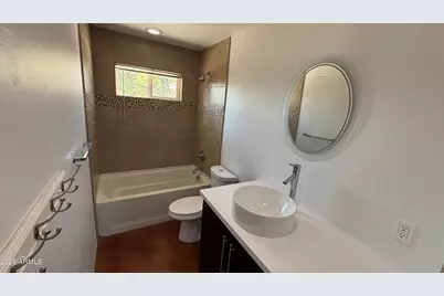 5548 N 12th Avenue, Phoenix, AZ 85013 - Photo 15