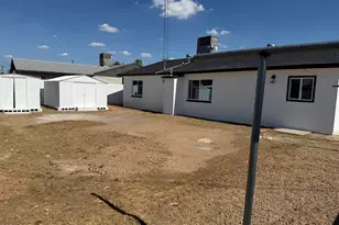 6742 W Hazelwood St, Phoenix, AZ 85033 - Photo 11
