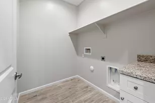 9561 W Kramer Pl, Arizona City, AZ 85123 - Photo 25