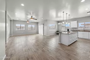 9561 W Kramer Pl, Arizona City, AZ 85123 - Photo 3