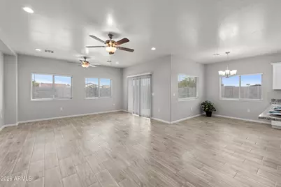 9561 W Kramer Place, Arizona City, AZ 85123 - Photo 11