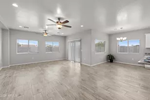 9561 W Kramer Pl, Arizona City, AZ 85123 - Photo 11
