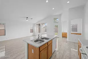 9253 E Monte Ave, Mesa, AZ 85209 - Photo 9