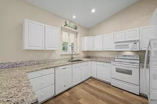 17983 W Deneen Way, Surprise, AZ 85374 - Photo 11