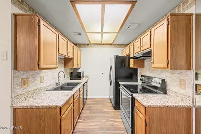 8140 N 107th Avenue #91, Peoria, AZ 85345 - Photo 5