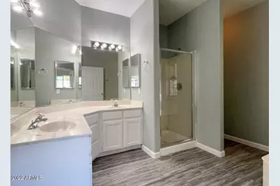 1124 E Rose Lane #14, Phoenix, AZ 85014 - Photo 17