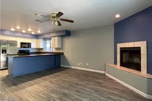 1124 E Rose Ln, Phoenix, AZ 85014 - Photo 11