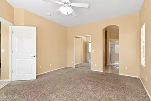10233 W Parkway Dr, Tolleson, AZ 85353 - Photo 9