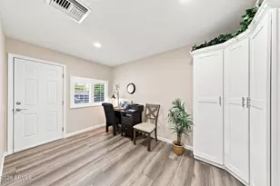 18402 N 95th Ave, Sun City, AZ 85373 - Photo 21