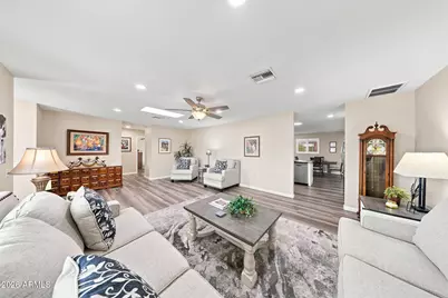 18402 N 95th Avenue, Sun City, AZ 85373 - Photo 7