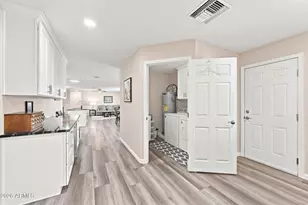 18402 N 95th Ave, Sun City, AZ 85373 - Photo 19