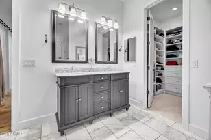 8032 E Del Laton Dr, Scottsdale, AZ 85258 - Photo 11