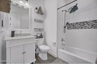 8032 E Del Laton Drive, Scottsdale, AZ 85258 - Photo 15