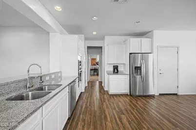 24728 N 96th Avenue, Peoria, AZ 85383 - Photo 15