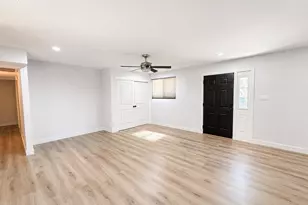 1044 E Alameda Dr, Tempe, AZ 85282 - Photo 5