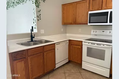 10453 W Granada Road, Avondale, AZ 85392 - Photo 3