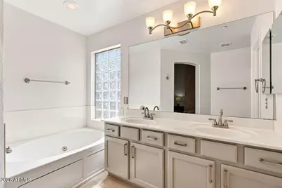 10475 E Karen Drive, Scottsdale, AZ 85255 - Photo 15