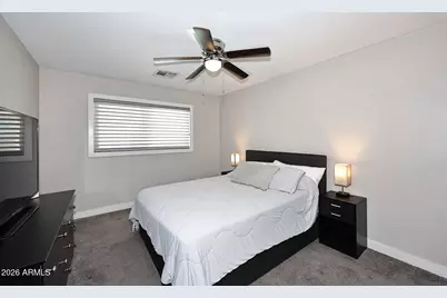8638 E Sheridan Street, Scottsdale, AZ 85257 - Photo 27