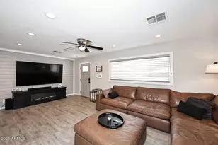 8638 E Sheridan St, Scottsdale, AZ 85257 - Photo 7