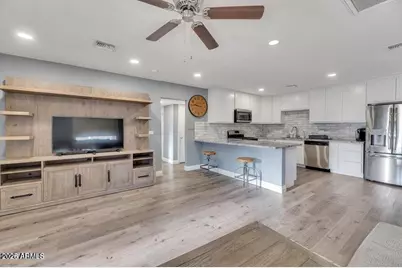 3240 N 26th Place, Phoenix, AZ 85016 - Photo 3