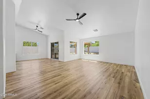 1325 E Constance Wy, Phoenix, AZ 85042 - Photo 9