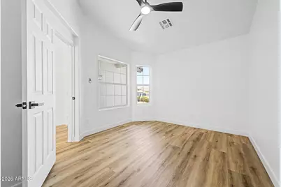1325 E Constance Way, Phoenix, AZ 85042 - Photo 23